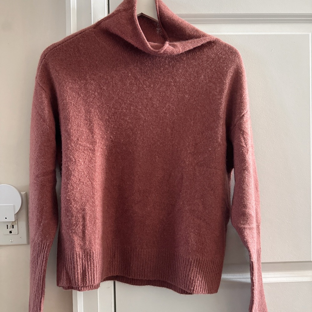 Wilfred Dusty Rose Turtleneck Sweater